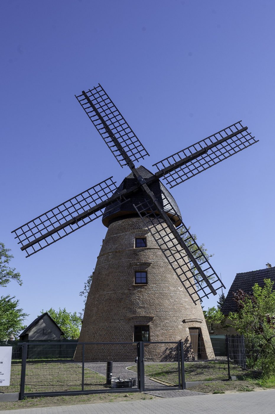 Example: a preserved Dutch windmill in Myślibórz (West Pomerania)